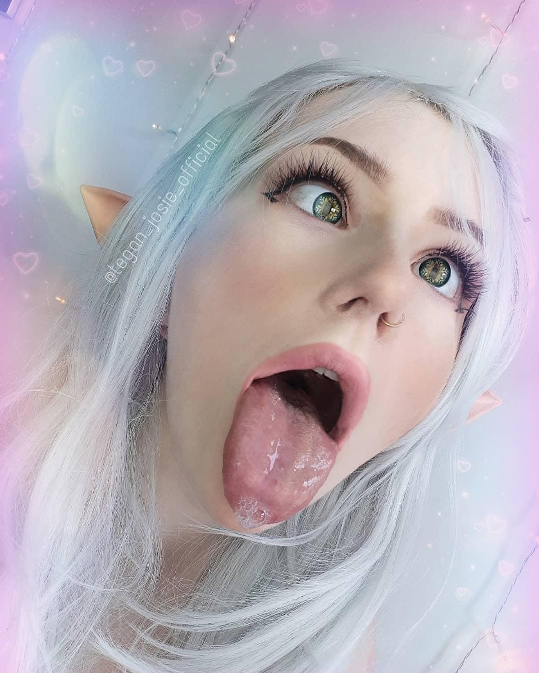 Ahegao face