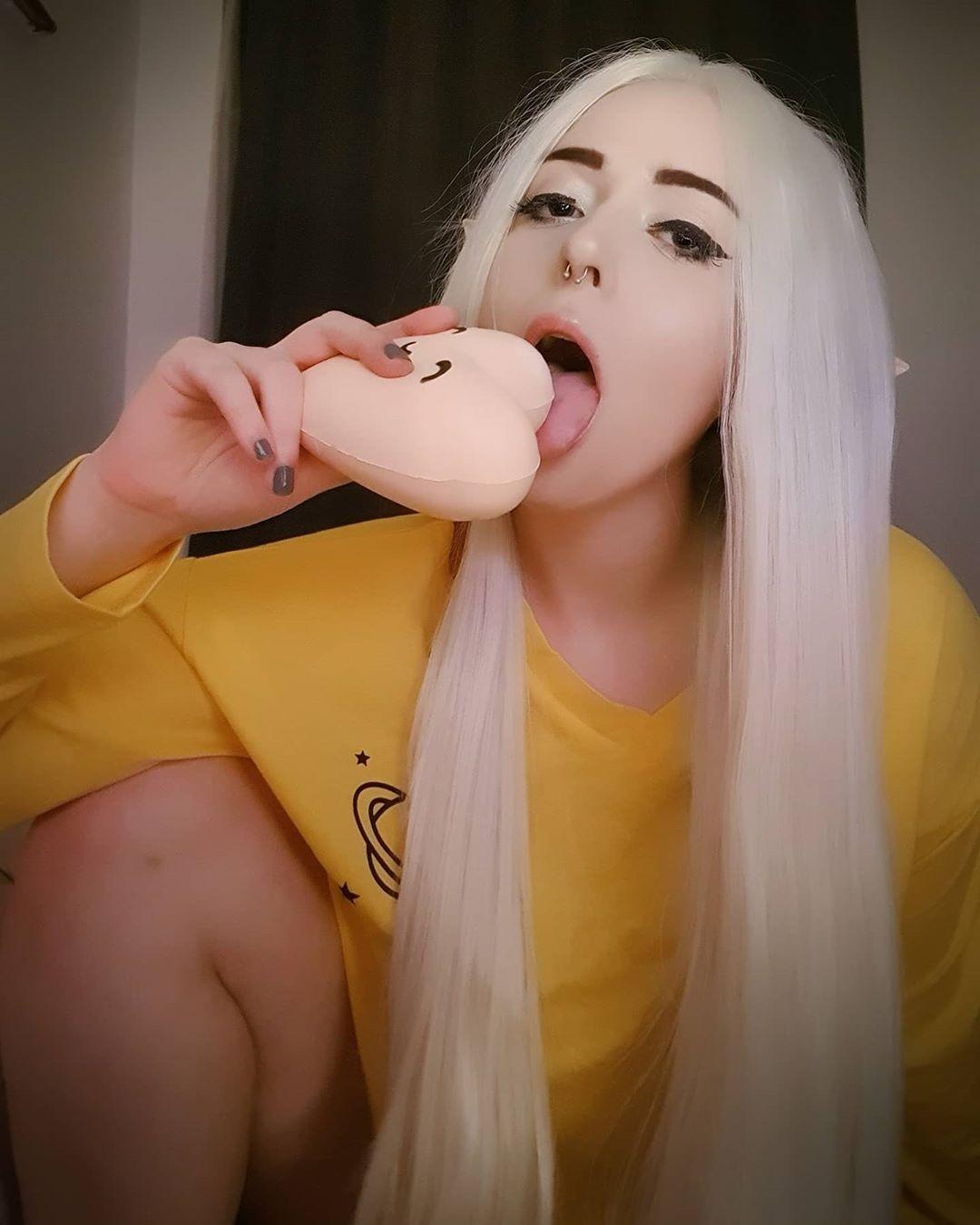 Ahegao face