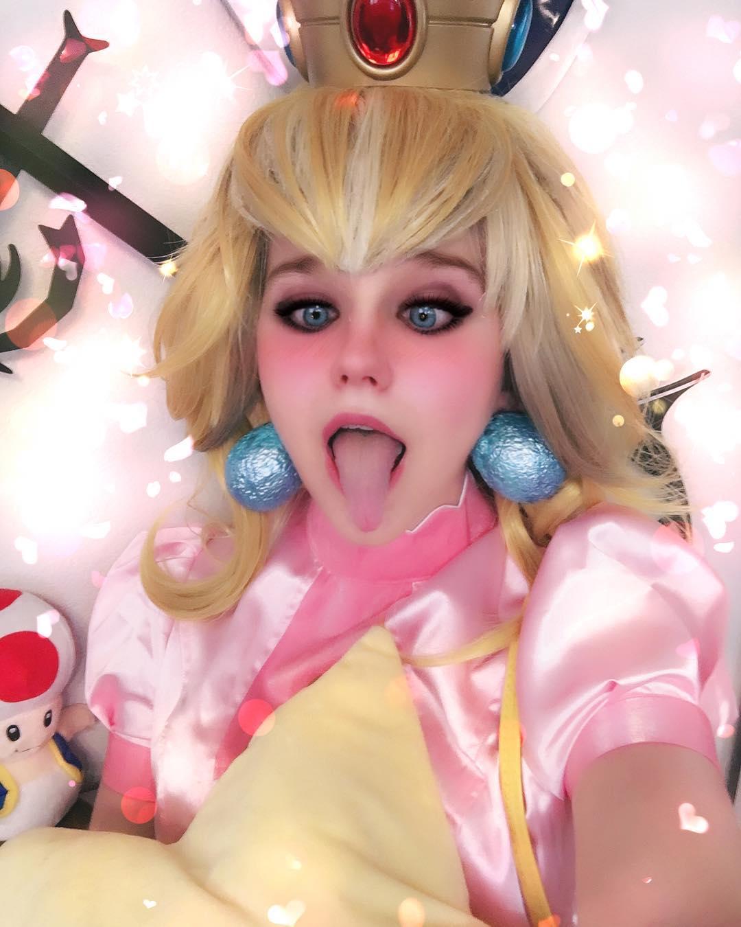 Ahegao face