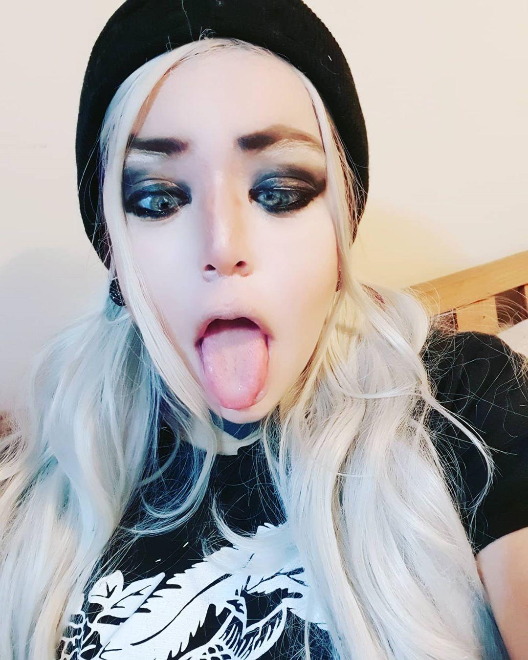 Ahegao face