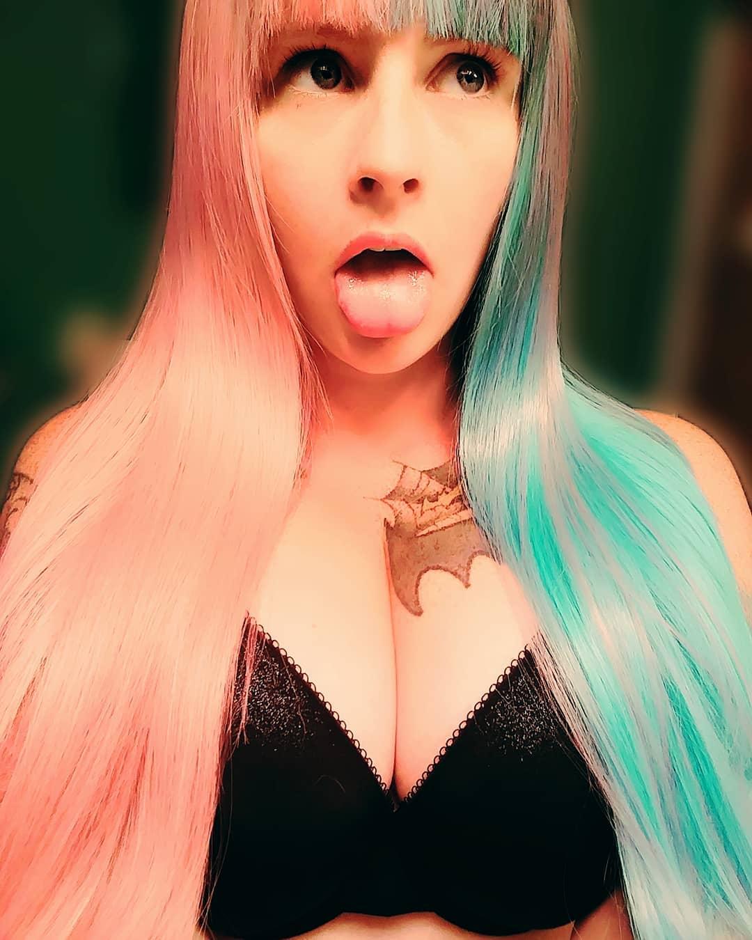 Ahegao face