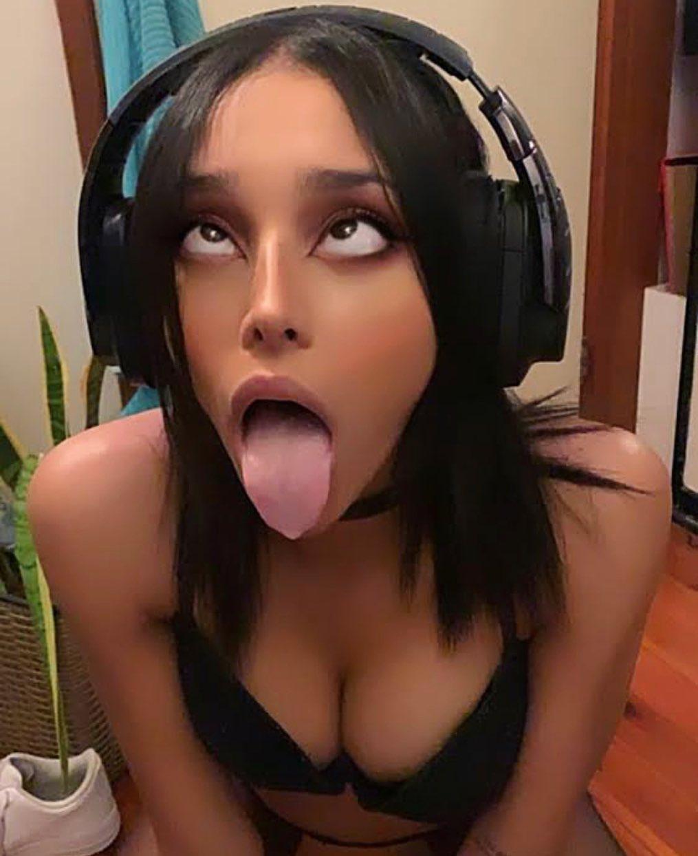 Ahegao face