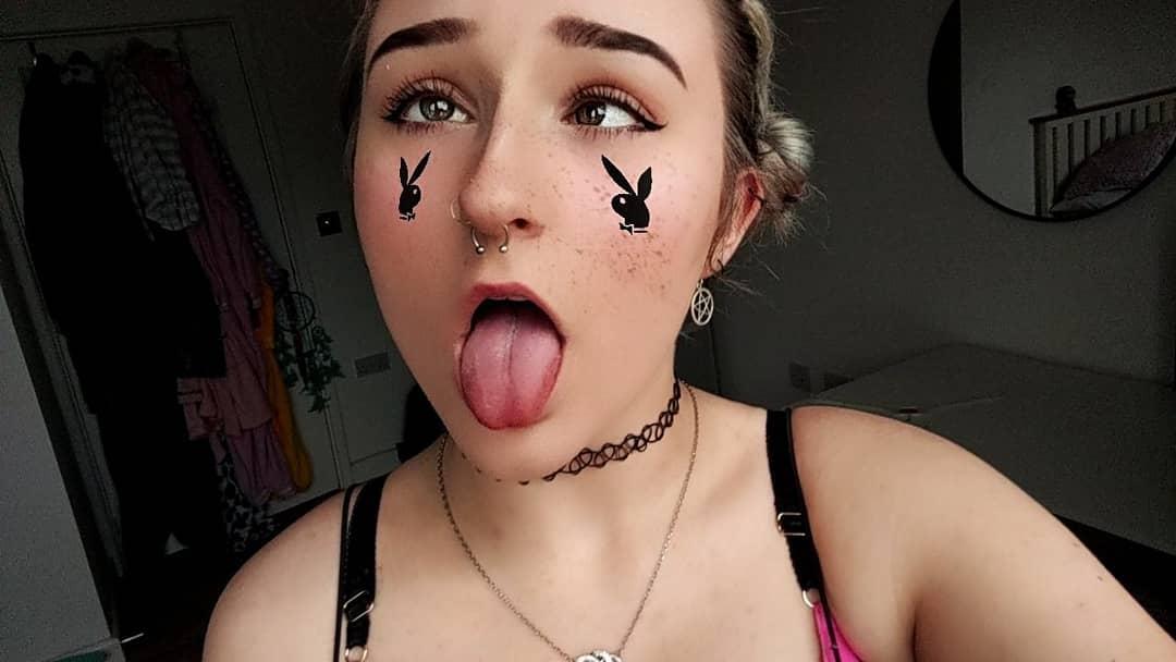 Ahegao face