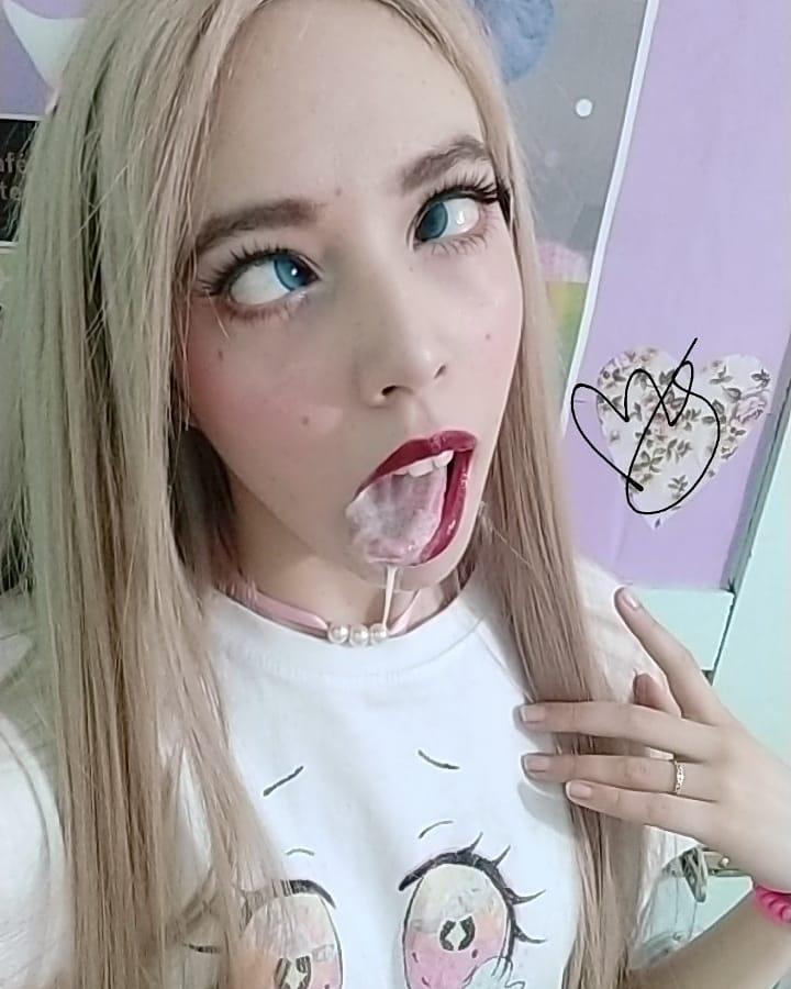 Ahegao face