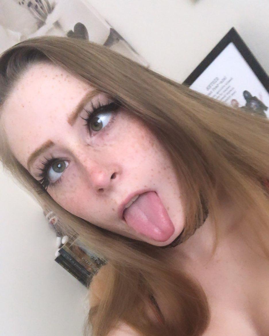 Ahegao face