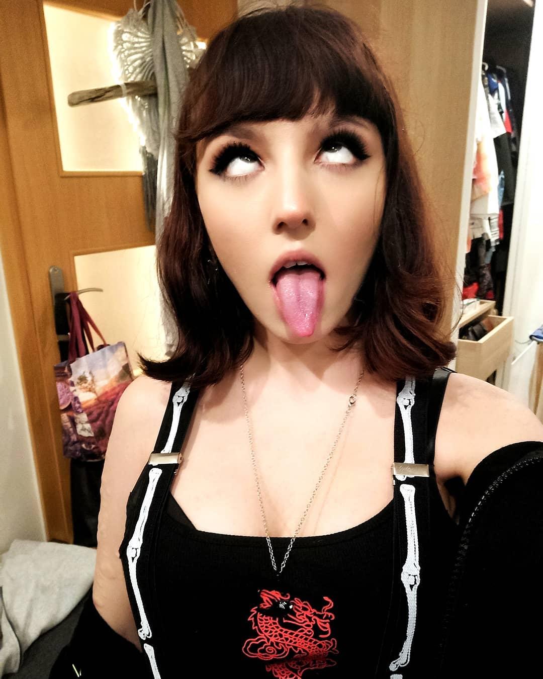 Ahegao face