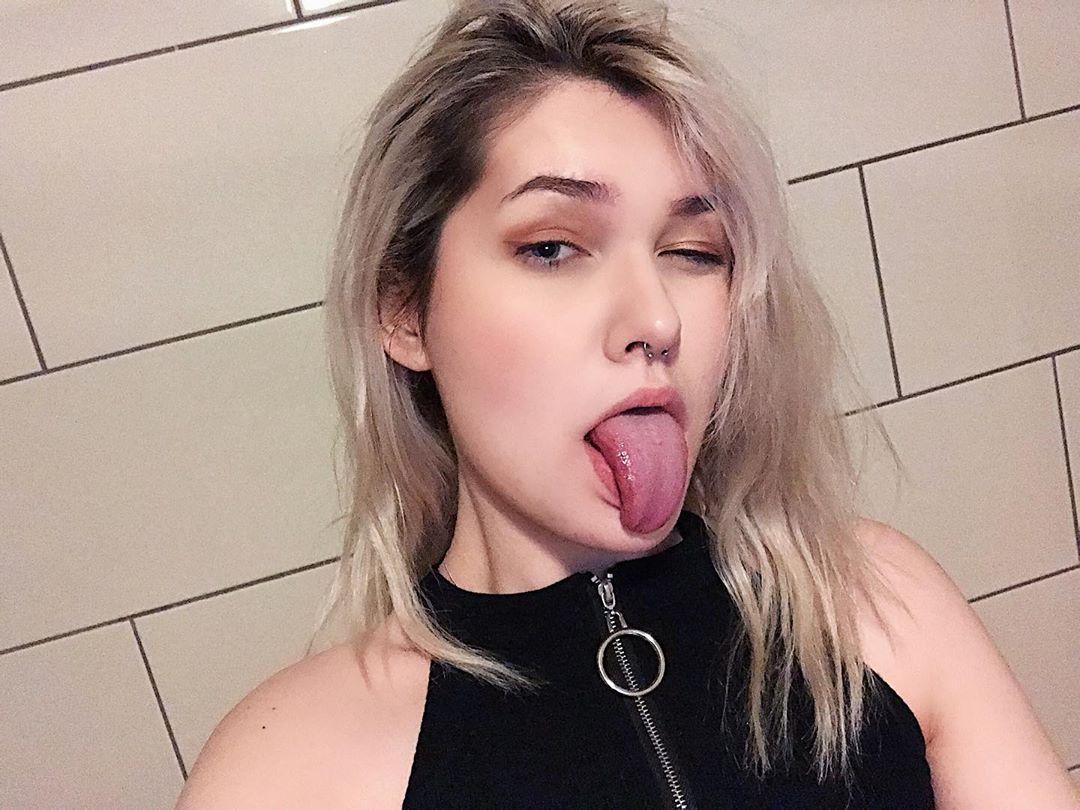 Ahegao face