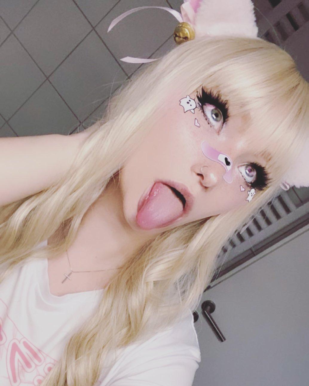 Ahegao face