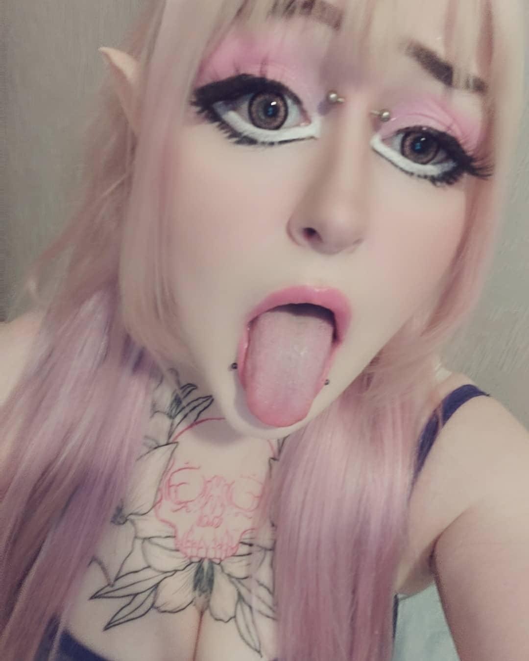 Ahegao face