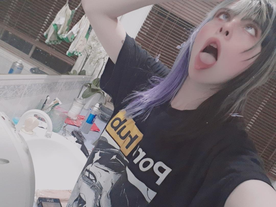 Ahegao face