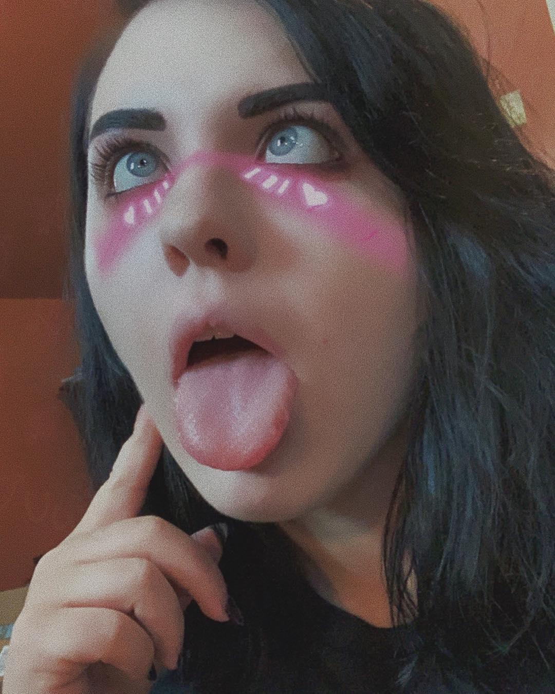 Ahegao face