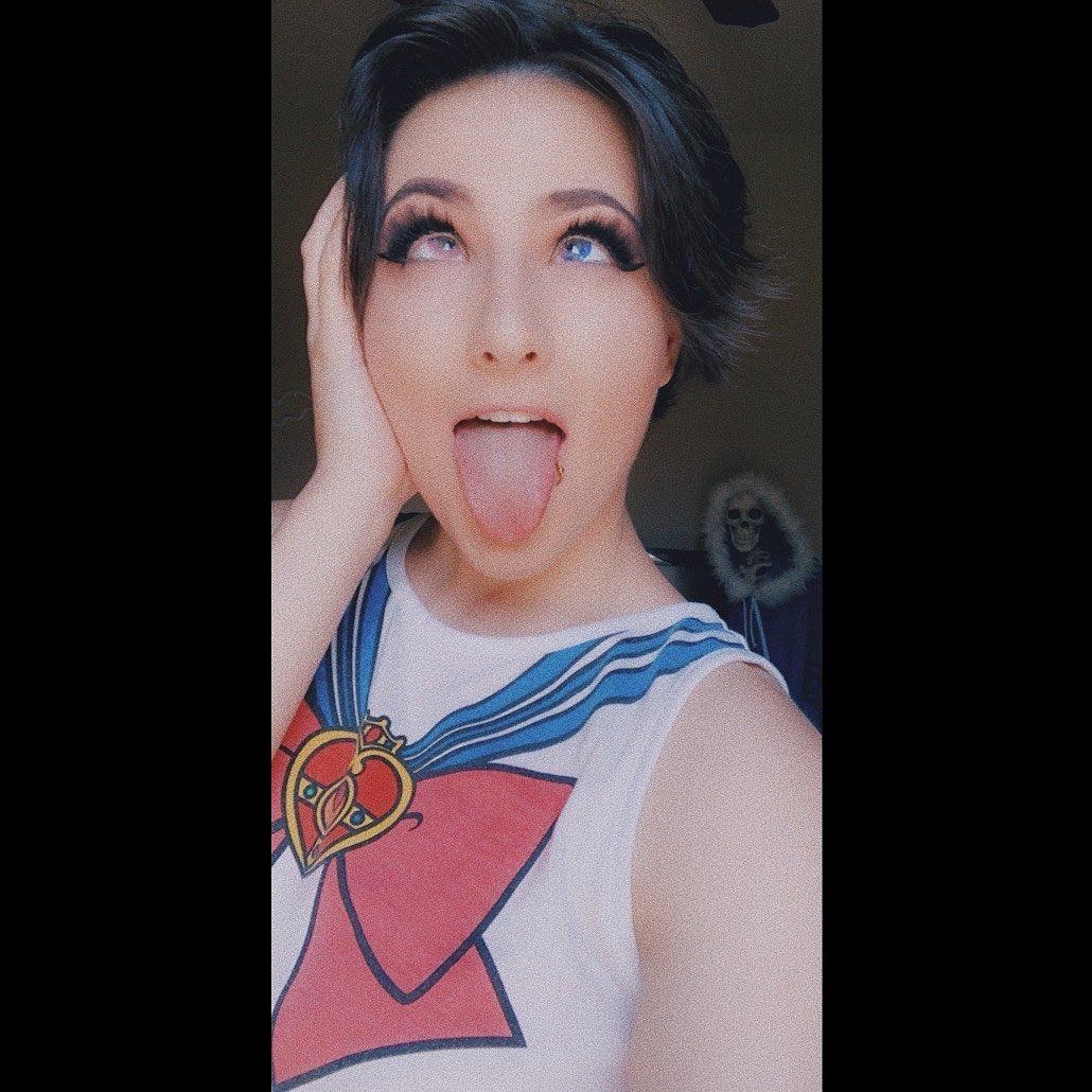 Ahegao face