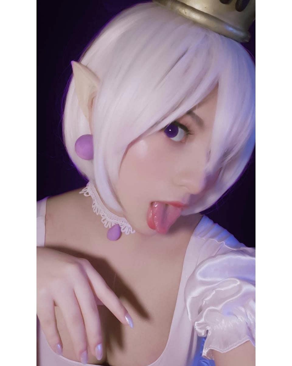 Ahegao face