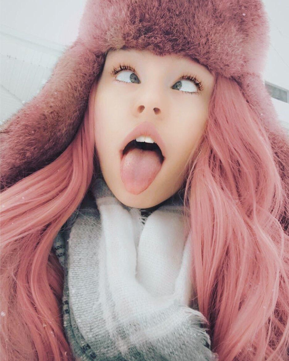 Ahegao face