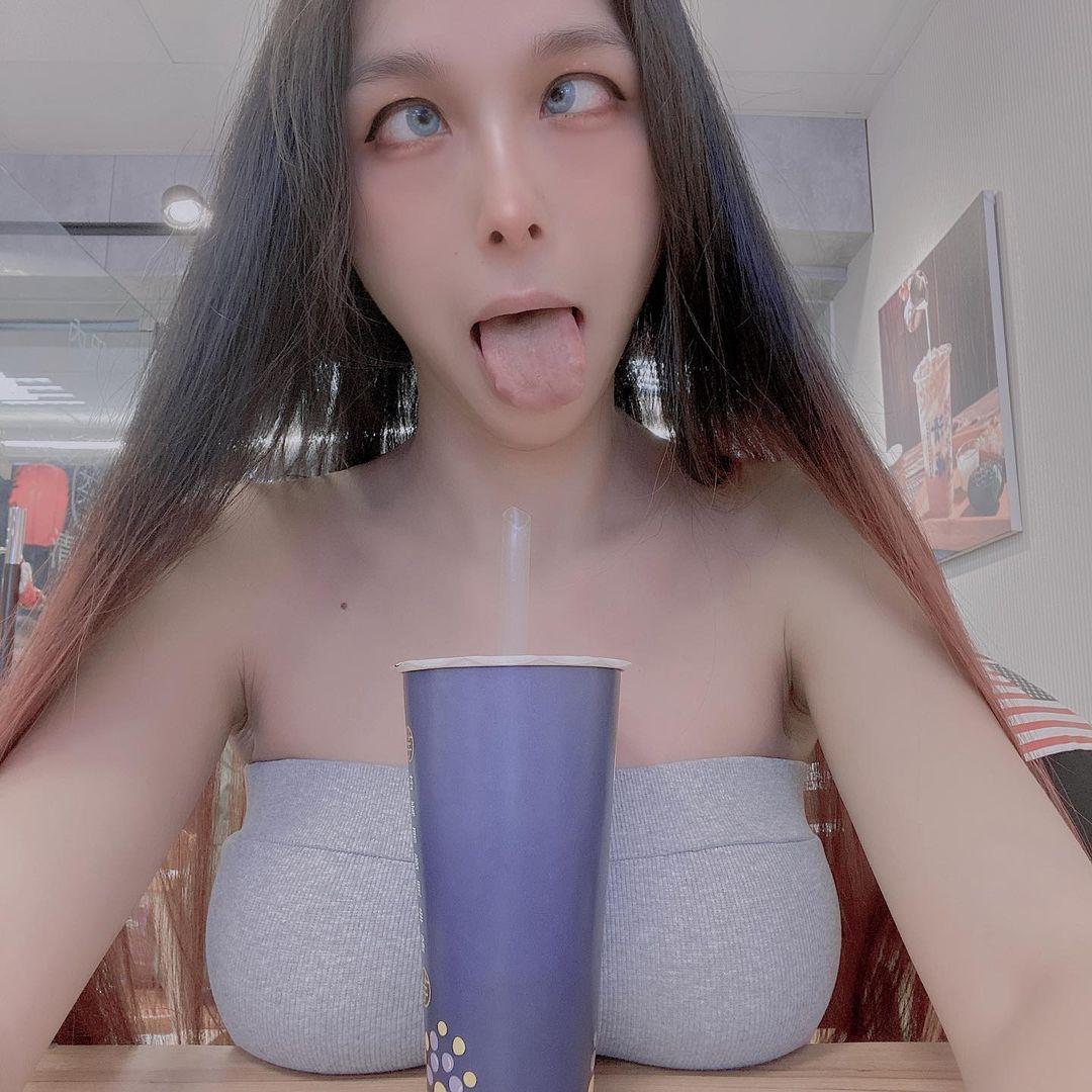 Ahegao face