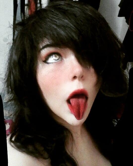 Ahegao face