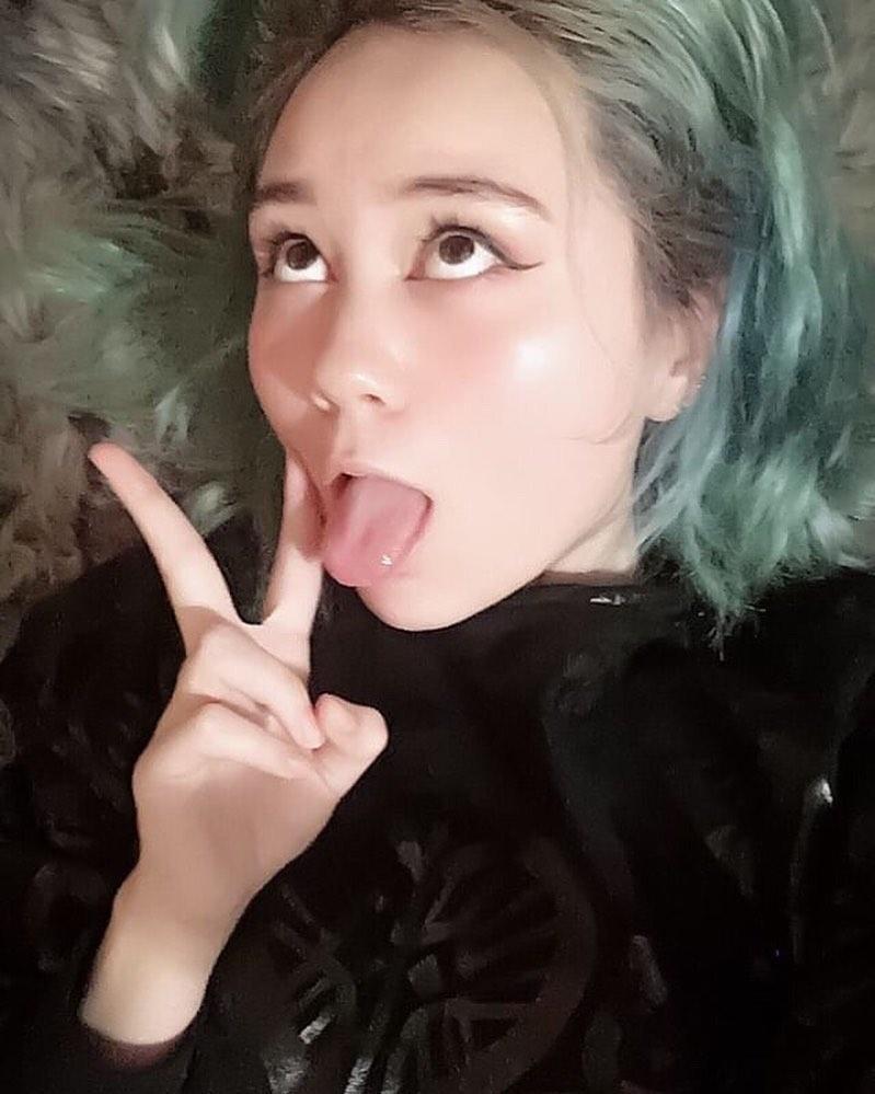 Ahegao face