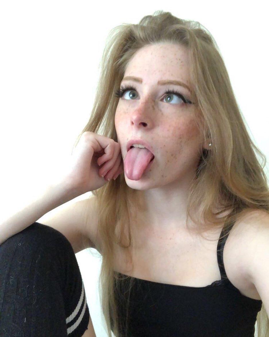 Ahegao face