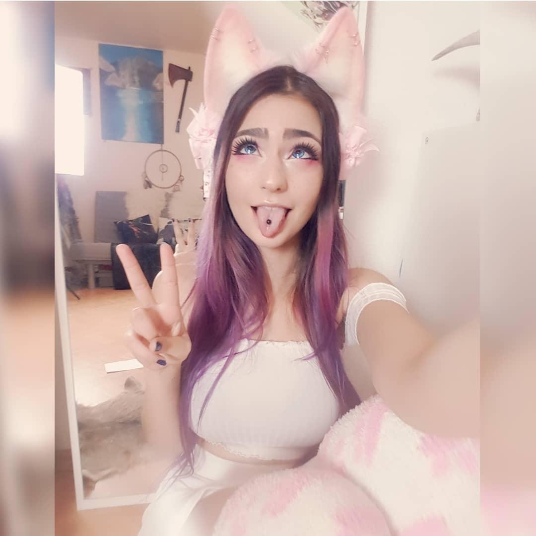 Ahegao face