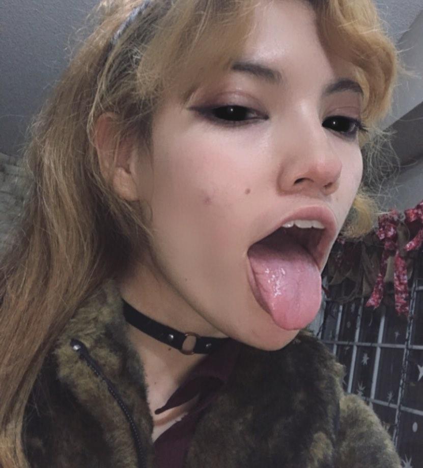 Ahegao face