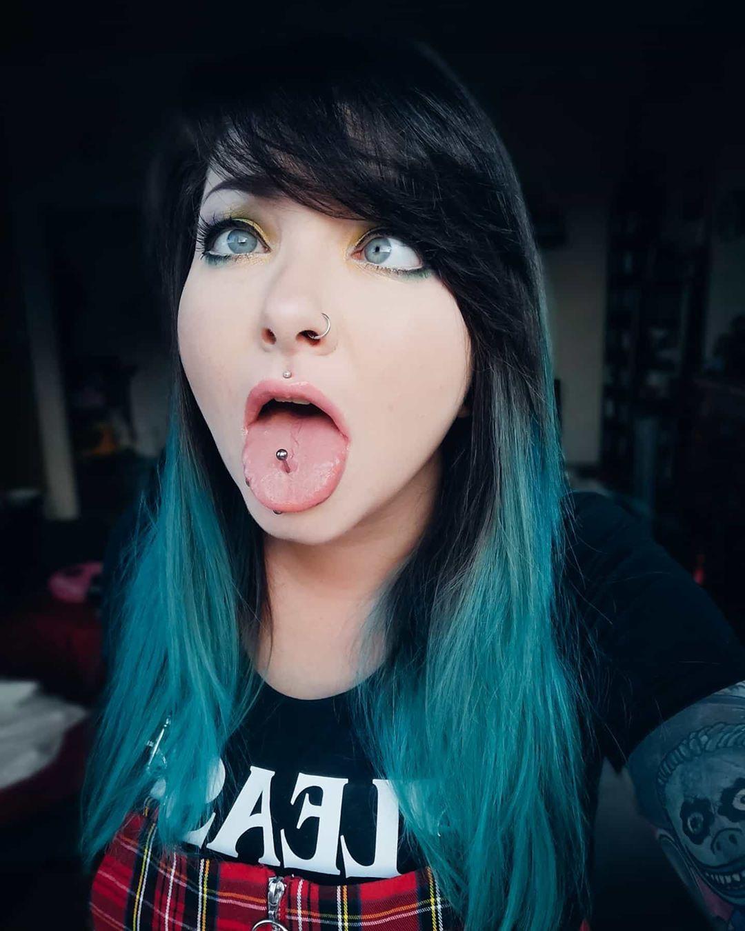 Ahegao face