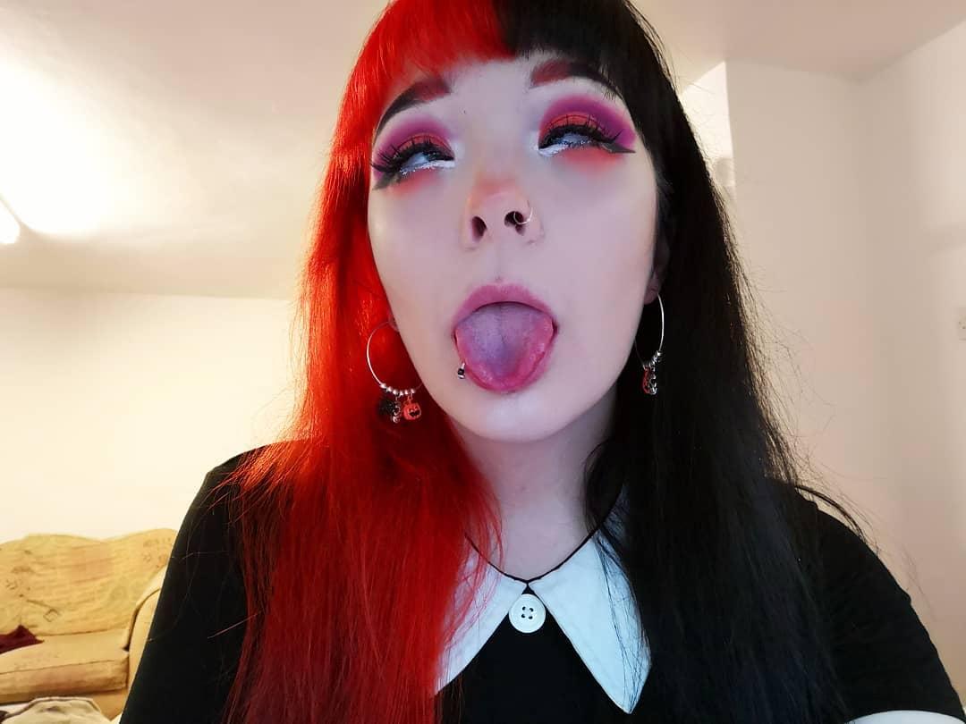 Ahegao face