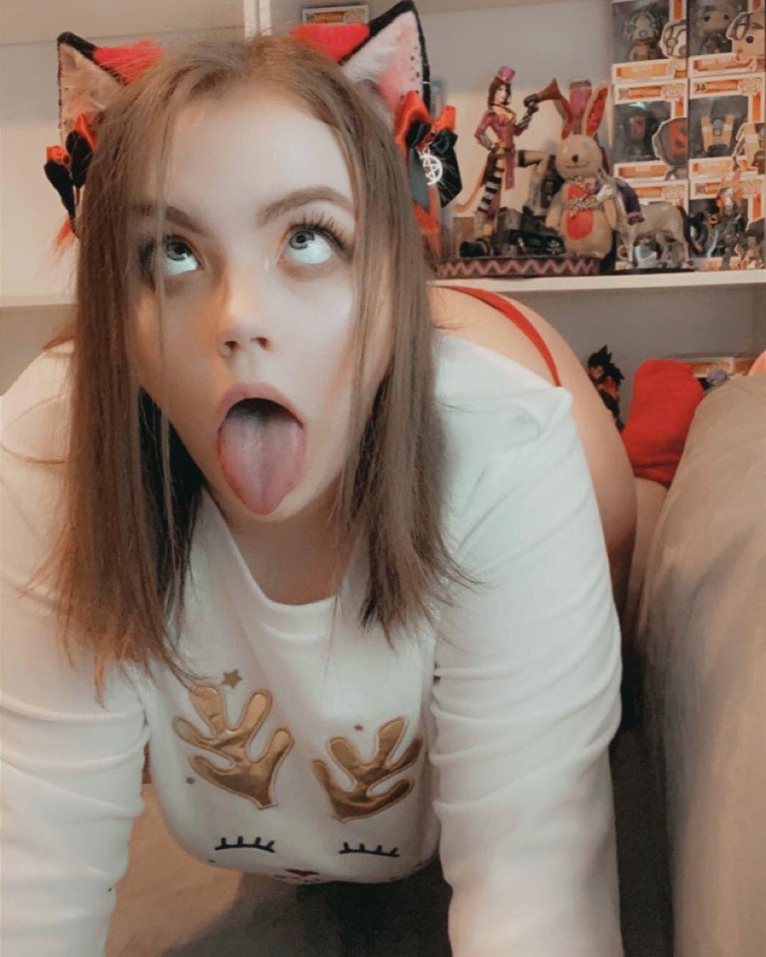 Ahegao face