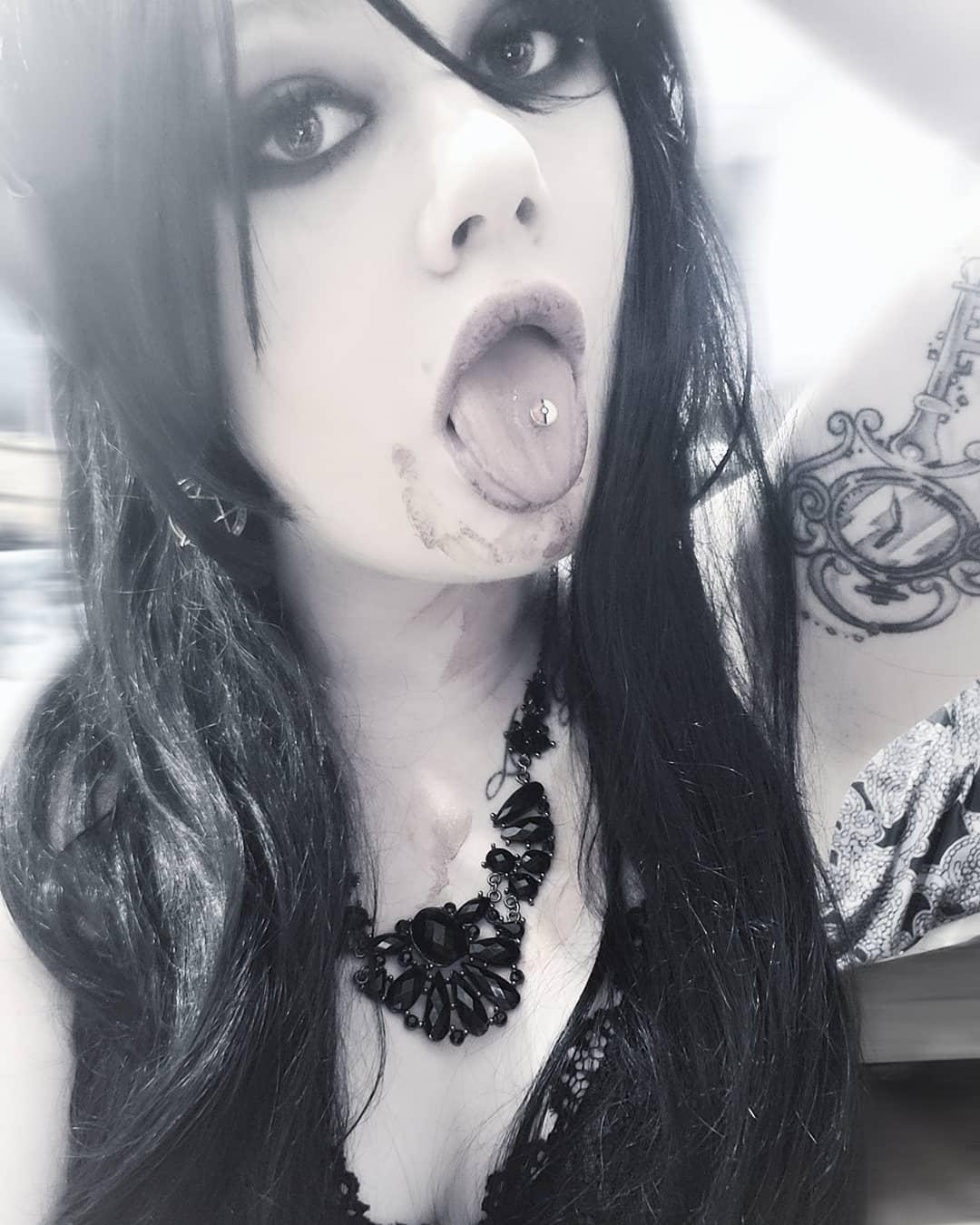 Ahegao face