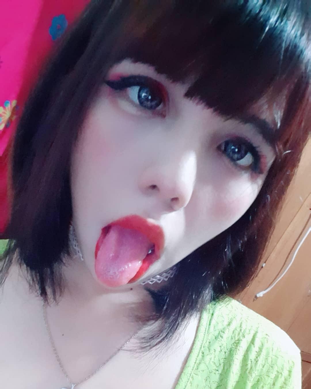 Ahegao face