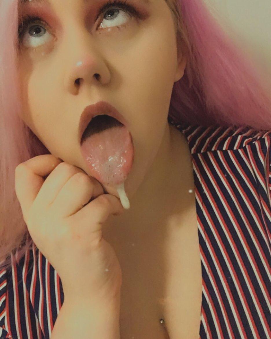 Ahegao face