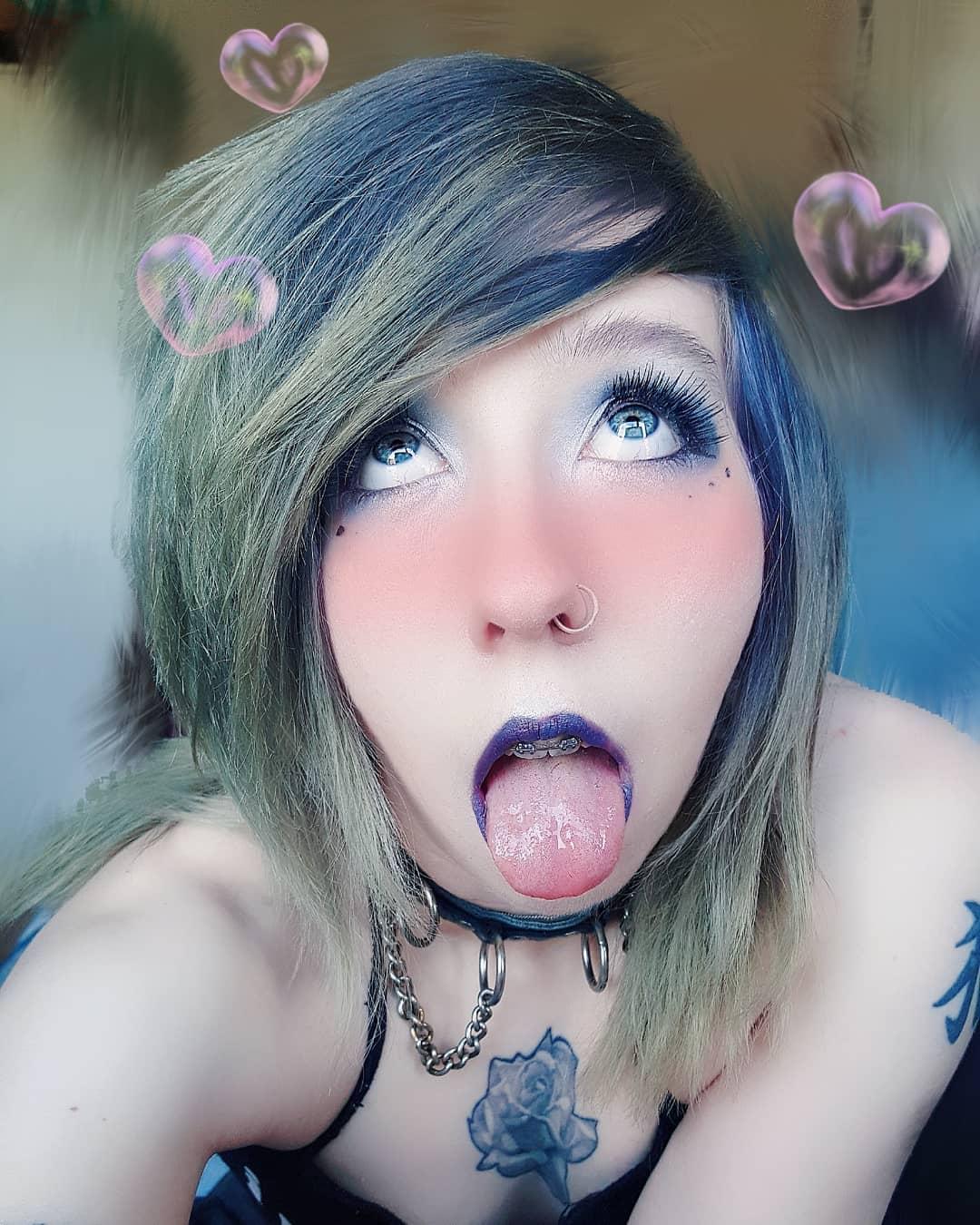 Ahegao face