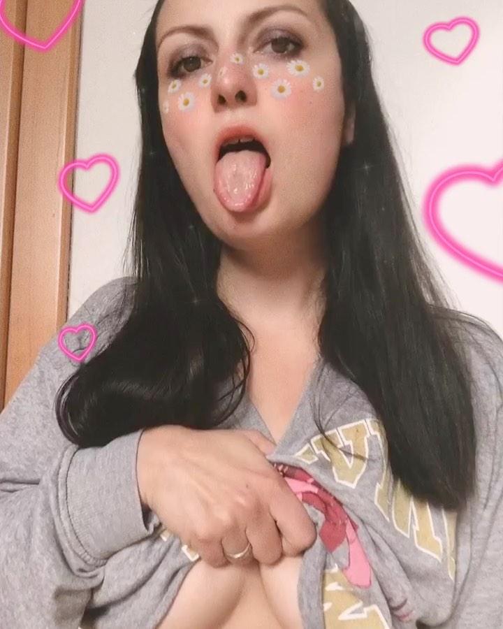 Ahegao face