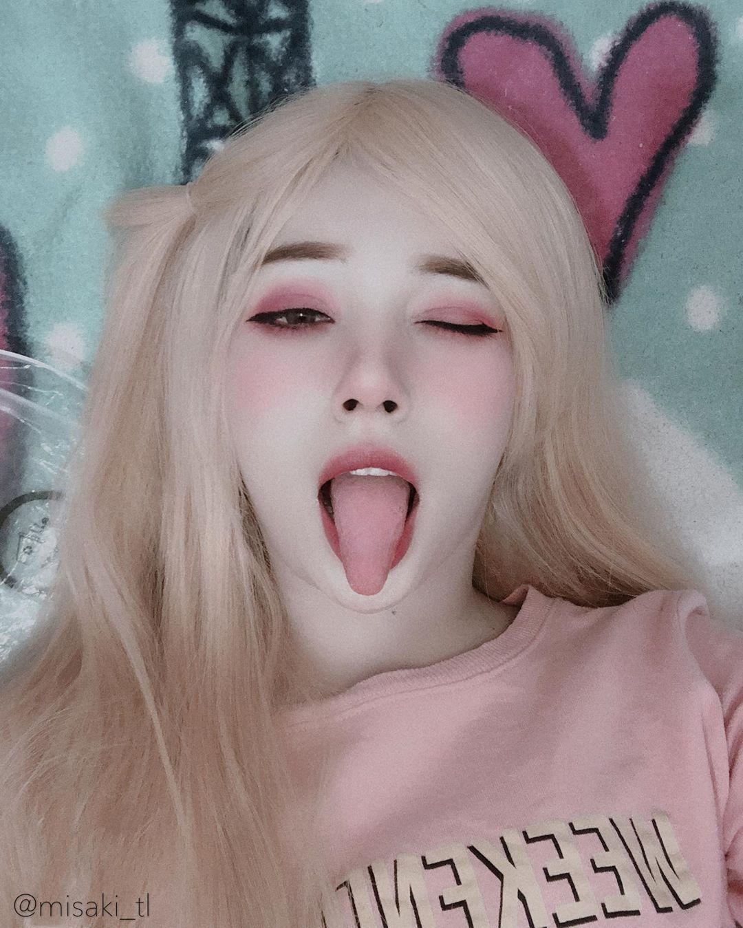 Ahegao face