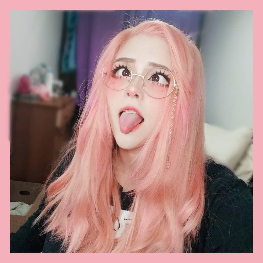 Ahegao face