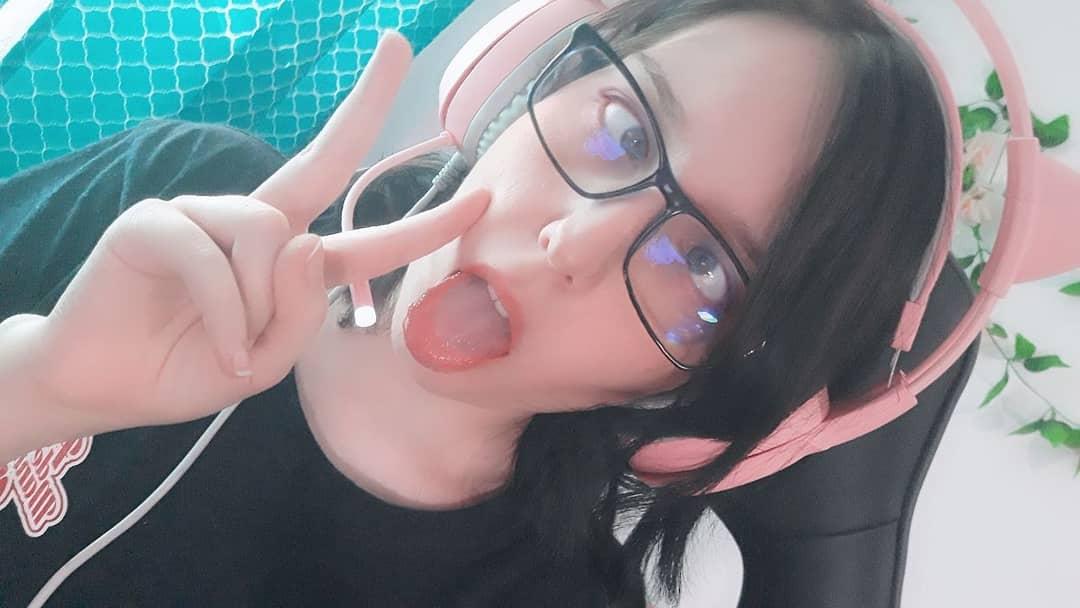 Ahegao face